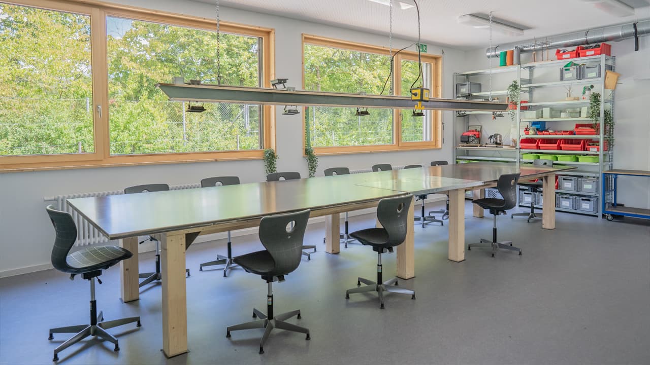 Interimsbau für die Landwirtschaftliche Schule in Stuttgart-Hohenheim